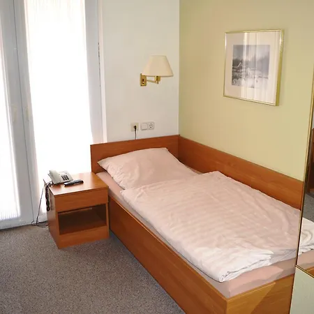 מלון Landgasthof Voltmer 3*